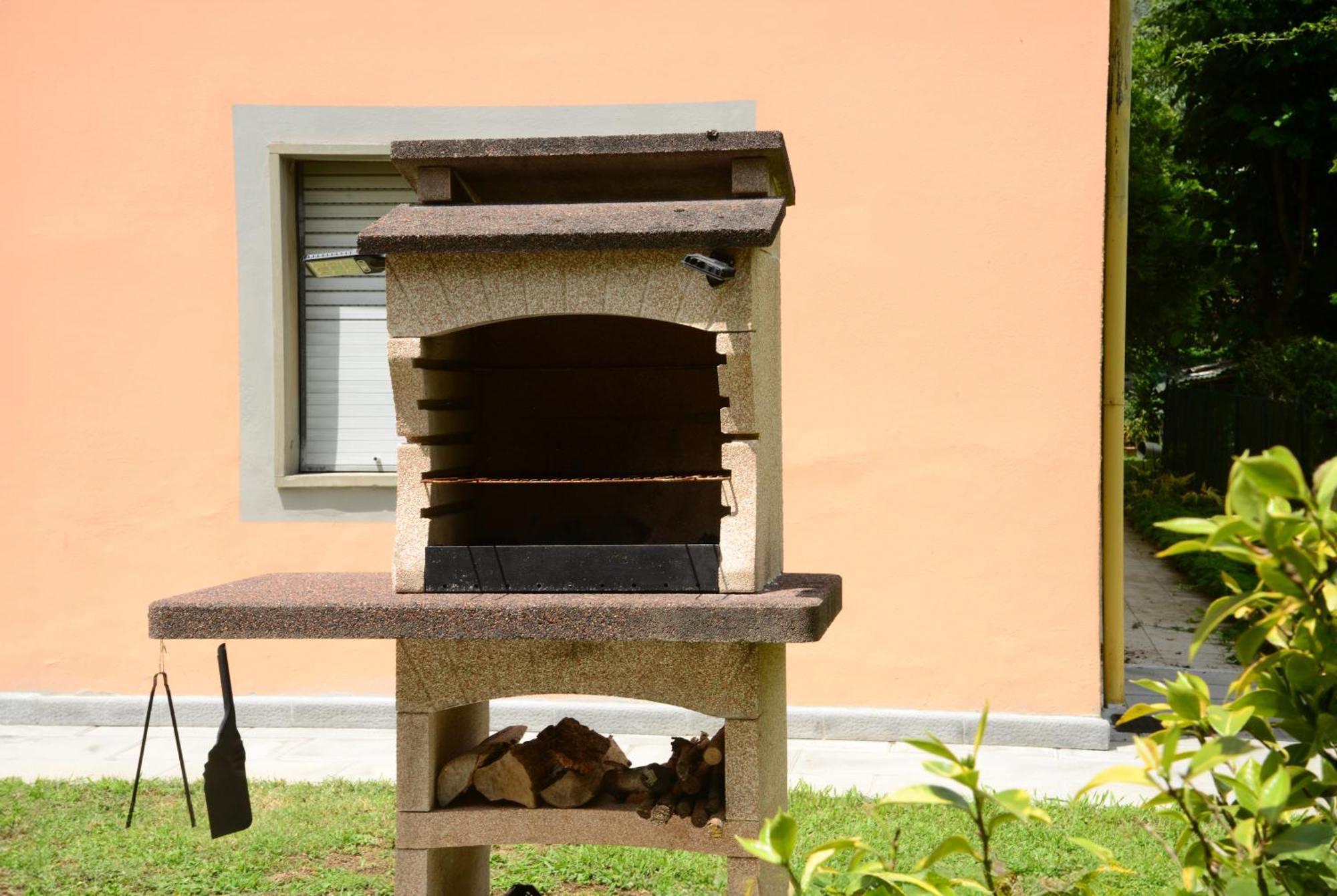 Casa Hydrangea Con Piscina E Giardino Bagni di Lucca Exterior foto